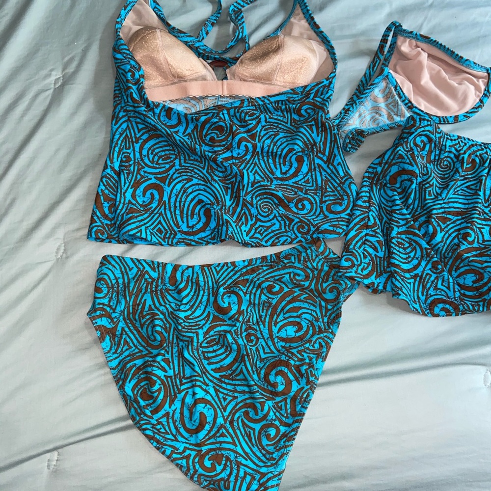 Christina bikini and tankini set - Picture 6 of 7